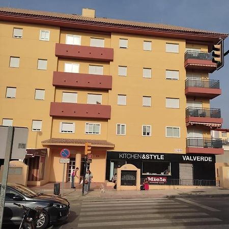 Apartamento Renovado En El Centro De 贝纳尔马德纳 外观 照片